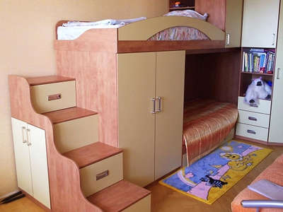 Корпусная мебель в детскую комнату